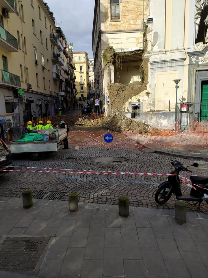 Crollo palazzina piazza Cavour