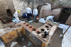 Termopolio-Regio-V-Foto-Parco-Archeologico-di-Pompei-8-29